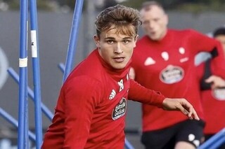 قلعه نویی: قرار است پدر دنیس اکرت برای مذاکره به ایران بیاید