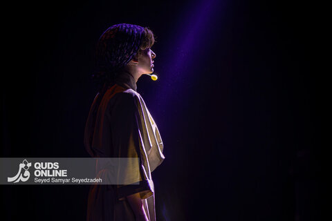 گزارش تصویری | اجرای نمایش نمایش «باردو - عاشقانه های ناتمام»