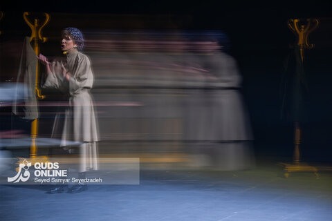 گزارش تصویری | اجرای نمایش نمایش «باردو - عاشقانه های ناتمام»