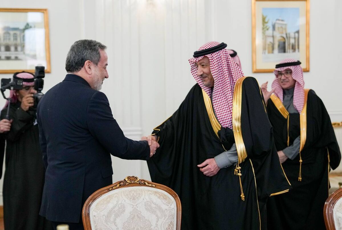 دیدار قائم‌مقام وزیر خارجه عربستان و معاون وزیر خارجه چین با عراقچی