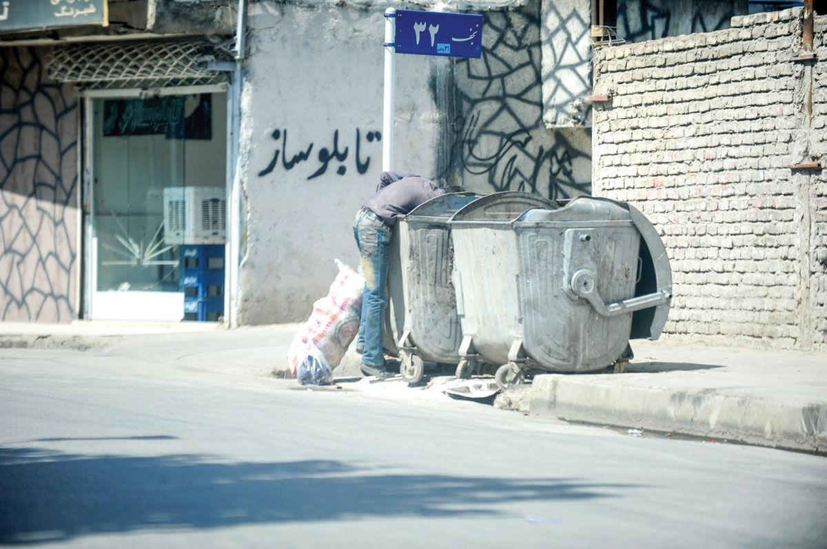 سه‌گانه تجارت در ضایعات؛ زباله‌گرد، انباردار و شهرداری