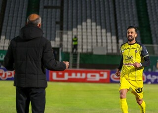 بازگشت طلایی‌پوشان به صدر با گل تماشایی رضاوند؛ زور آلومینیوم به سپاهان نرسید