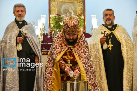 مراسم روز «میناس مقدس»