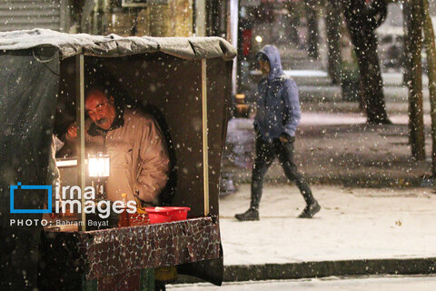 بارش اولین برف پاییزی در زنجان