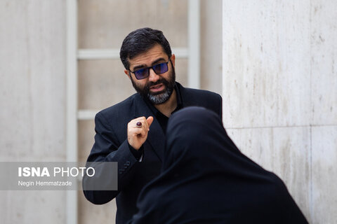 حاشیه جلسه هیات دولت - ۱۹ آذر