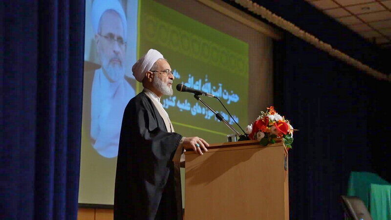 آیت الله اعرافی در اختتامیه «جشنواره جنات»: تبلیغ دین یک «نظام تربیتی» است/حرف حوزه و انقلاب در همه جهان قابل ارائه است
