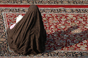 استاد حوزه علمیه: مادران معمار آینده جامعه هستند