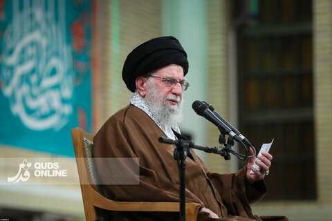 دیدار هزاران نفر از مداحان و ستایشگران اهل بیت(ع) با مقام معظم رهبری