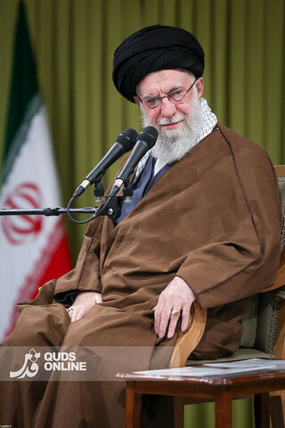 دیدار هزاران نفر از مداحان و ستایشگران اهل بیت(ع) با مقام معظم رهبری