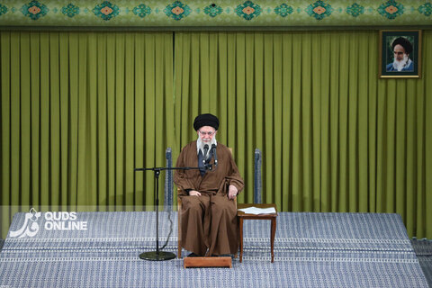 دیدار هزاران نفر از مداحان و ستایشگران اهل بیت(ع) با مقام معظم رهبری