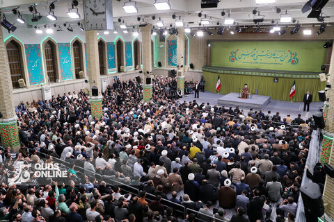 دیدار هزاران نفر از مداحان و ستایشگران اهل بیت(ع) با مقام معظم رهبری