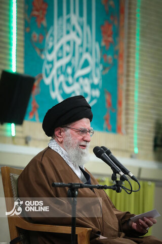 دیدار هزاران نفر از مداحان و ستایشگران اهل بیت(ع) با مقام معظم رهبری