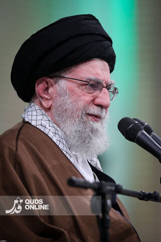 دیدار هزاران نفر از مداحان و ستایشگران اهل بیت(ع) با مقام معظم رهبری