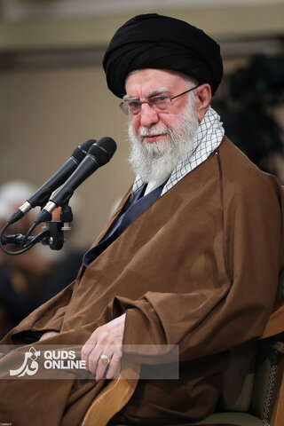 دیدار هزاران نفر از مداحان و ستایشگران اهل بیت(ع) با مقام معظم رهبری