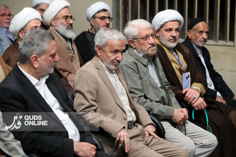 دیدار هزاران نفر از مداحان و ستایشگران اهل بیت(ع) با مقام معظم رهبری