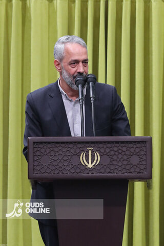 دیدار هزاران نفر از مداحان و ستایشگران اهل بیت(ع) با مقام معظم رهبری