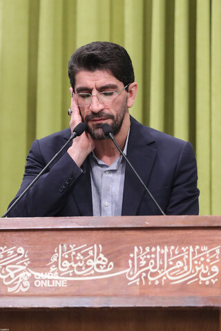 دیدار هزاران نفر از مداحان و ستایشگران اهل بیت(ع) با مقام معظم رهبری