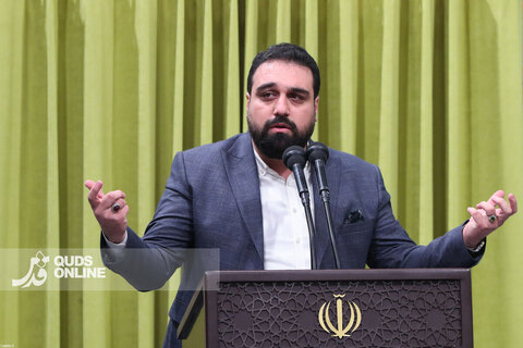 دیدار هزاران نفر از مداحان و ستایشگران اهل بیت(ع) با مقام معظم رهبری