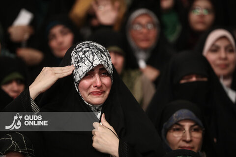 دیدار هزاران نفر از مداحان و ستایشگران اهل بیت(ع) با مقام معظم رهبری