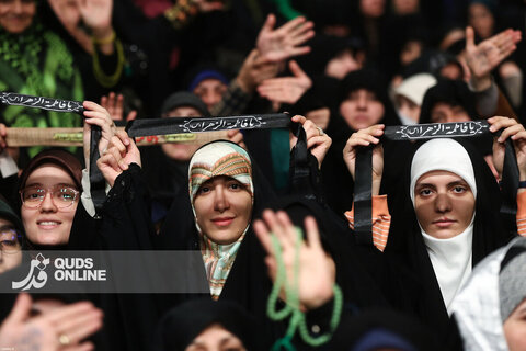 دیدار هزاران نفر از مداحان و ستایشگران اهل بیت(ع) با مقام معظم رهبری