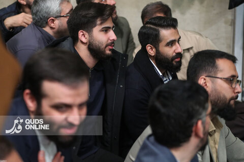 دیدار هزاران نفر از مداحان و ستایشگران اهل بیت(ع) با مقام معظم رهبری