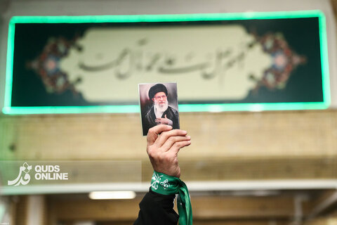 دیدار هزاران نفر از مداحان و ستایشگران اهل بیت(ع) با مقام معظم رهبری