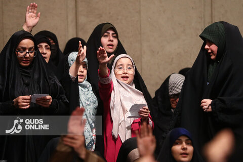 دیدار هزاران نفر از مداحان و ستایشگران اهل بیت(ع) با مقام معظم رهبری