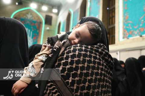 دیدار هزاران نفر از مداحان و ستایشگران اهل بیت(ع) با مقام معظم رهبری