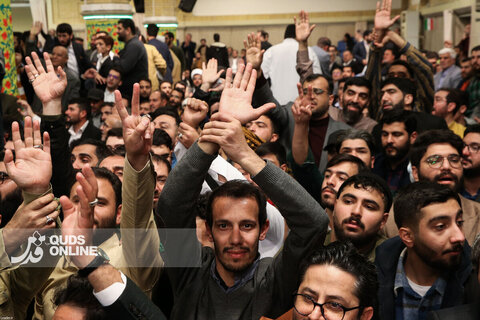 دیدار هزاران نفر از مداحان و ستایشگران اهل بیت(ع) با مقام معظم رهبری