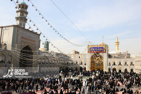 حال و هوای حرم مطهر رضوی در سالروز ولادت حضرت زهرا (س)