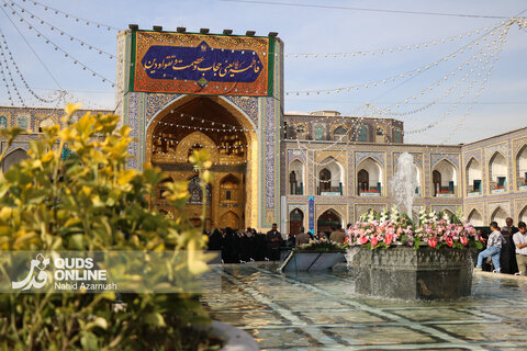 حال و هوای حرم مطهر رضوی در سالروز ولادت حضرت زهرا (س)