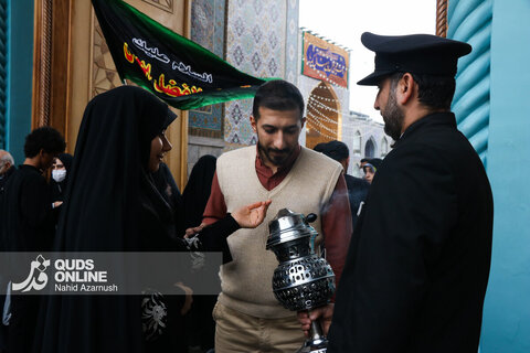 حال و هوای حرم مطهر رضوی در سالروز ولادت حضرت زهرا (س)