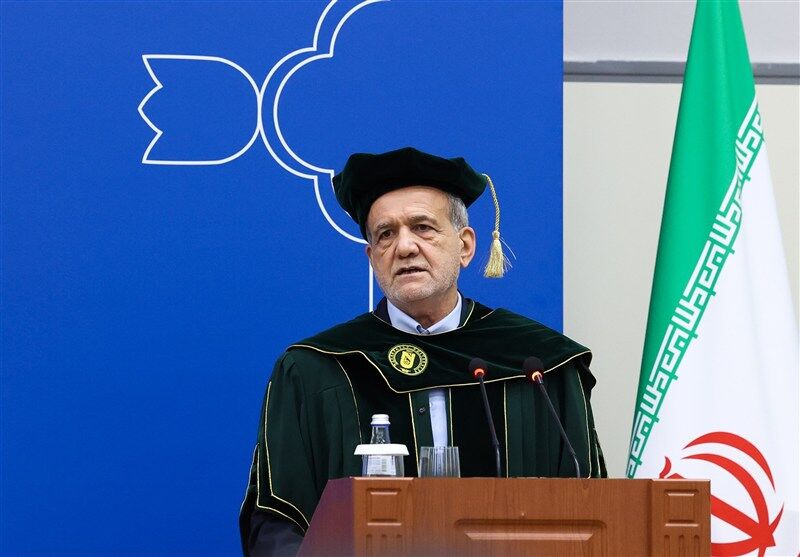 پزشکیان در مراسم دریافت دکترای افتخاری: آینده‌ای روشن پیش روی ایران و قزاقستان است