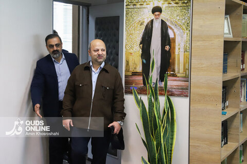 بازدید معاون رسانه ای وزارت فرهنگ و ارشاد اسلامی از مؤسسه فرهنگی قدس