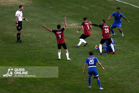 مسابقه فوتبال ابومسلم ثامن مشهد و صالحین شمیرانات تهران