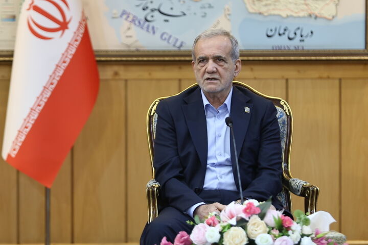 پزشکیان: سفربه قزاقستان و ترکمنستان دستاوردهای خوبی داشت/ تقویت روابط صمیمی با همسایگان