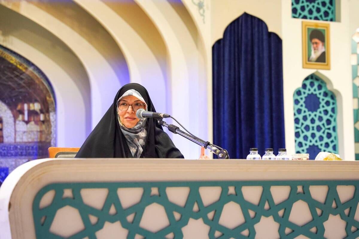 رئیس شورای فرهنگی اجتماعی زنان و خانواده:
الگوی سوم زن مسلمان، نیازمند بازتعریف نقش‌زن و مرد در جامعه است