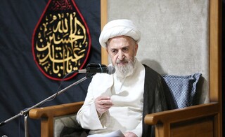 پاسخ آیت‌الله‌ العظمی سبحانی به شبهه افکنی درباره حضرت زهرا(س)/ از سرنوشت کسروی عبرت بگیرید