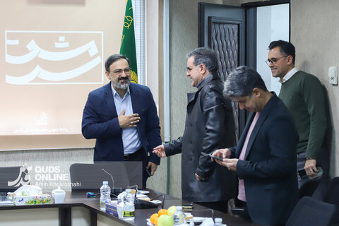 گزارش تصویری | برگزاری سومین جلسه "سرمشق" با حضور علی اصغر محکی در موسسه فرهنگی قدس