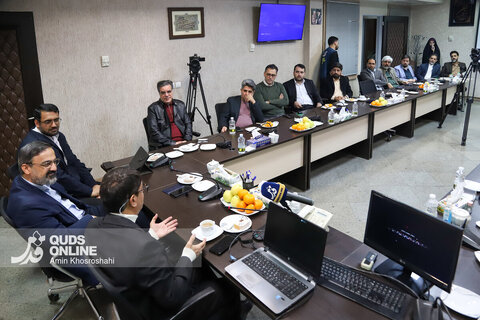 برگزاری سومین جلسه "سرمشق" با حضور علی اصغر محکی در موسسه فرهنگی قدس