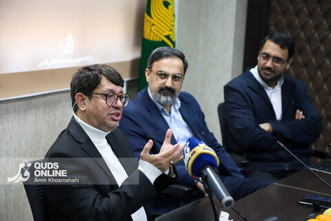 گزارش تصویری | برگزاری سومین جلسه "سرمشق" با حضور علی اصغر محکی در موسسه فرهنگی قدس