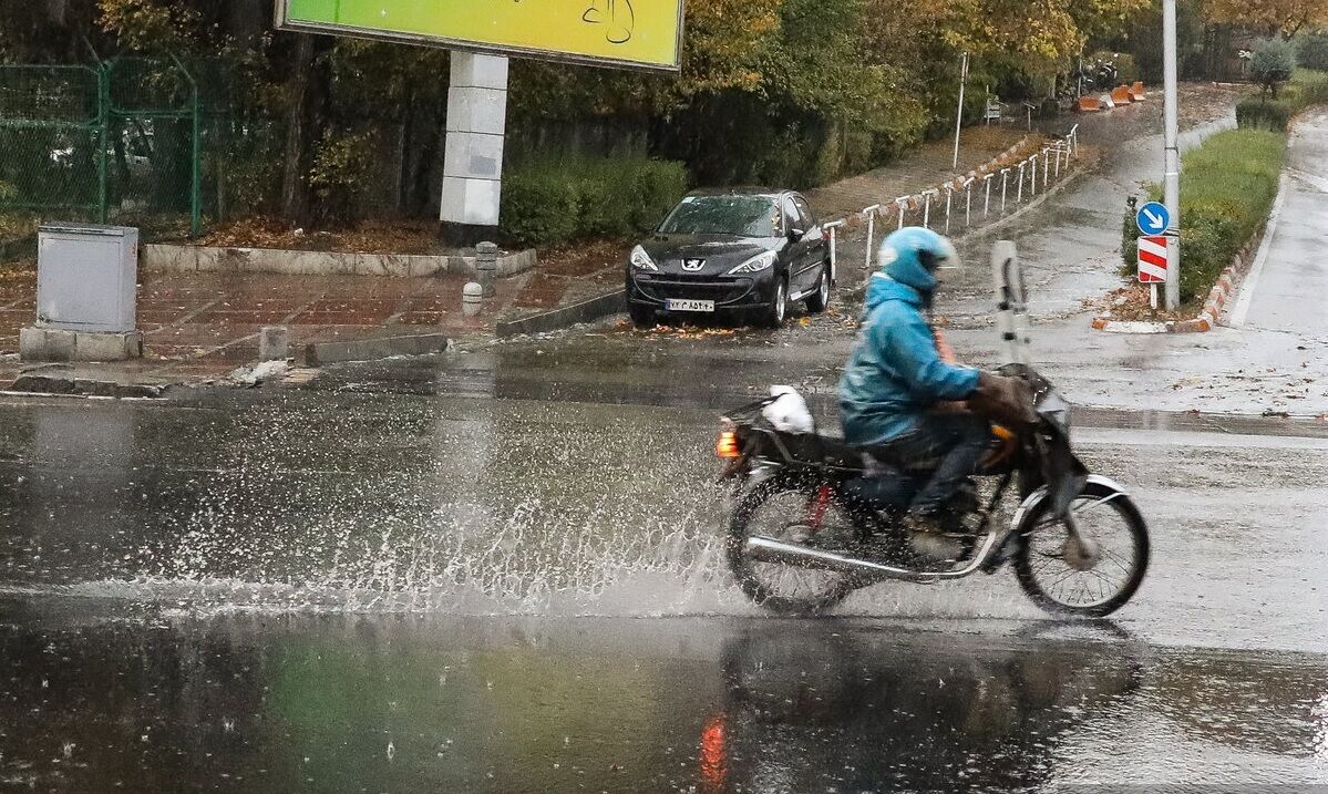 منتظر ورود سامانه بارشی به کشور از فردا باشید
