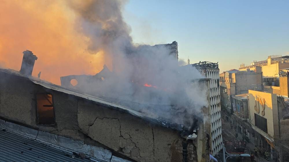 سینمای قدیمی در لاله‌زار تهران دچار حریق شد