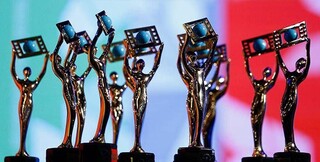 نشان‌های فیروزه‌ای «سینماحقیقت» به مستندسازان اهدا شد/پایانی با نام ایران