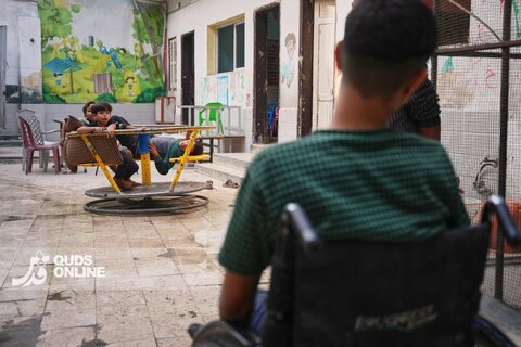 تصاویری از تلاش فلسطینیان قطع عضو شده در بمباران اسرائیل برای ادامه زندگی