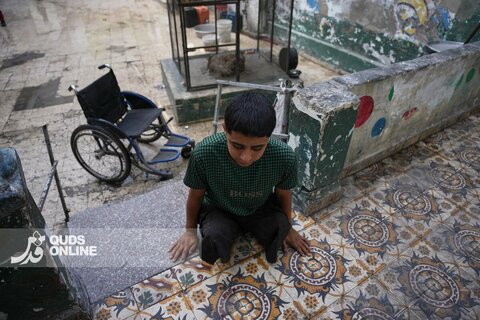 تصاویری از تلاش فلسطینیان قطع عضو شده در بمباران اسرائیل برای ادامه زندگی