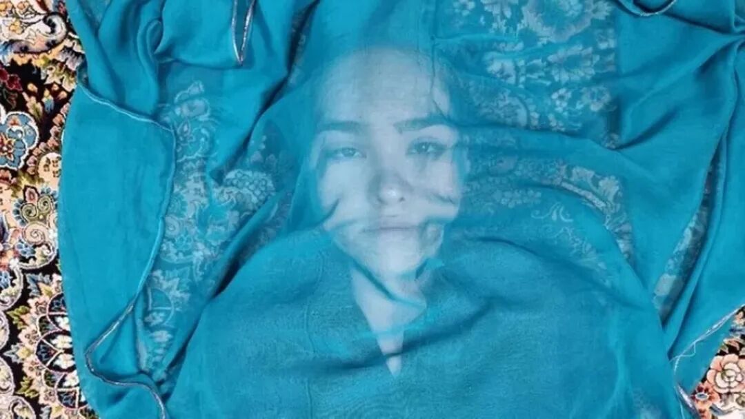 «روباه و ماه صورتی»؛ گیم زدن از نمای نزدیک