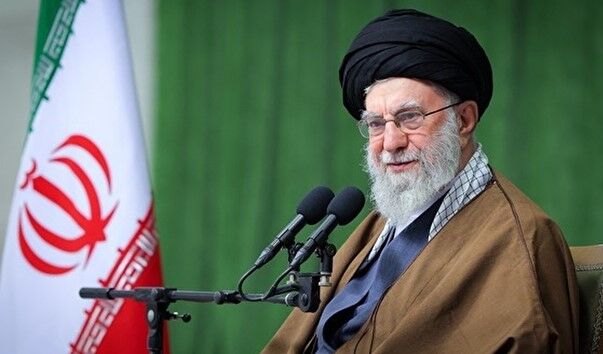 رهبر معظم انقلاب: به‌رغم مشکلات، نقاط مثبت در کشور زیاد است