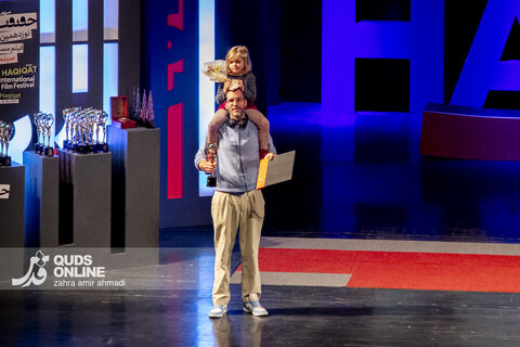 گزارش تصویری | اختتامیه نوزدهمین جشنواره بین‌المللی سینما حقیقت