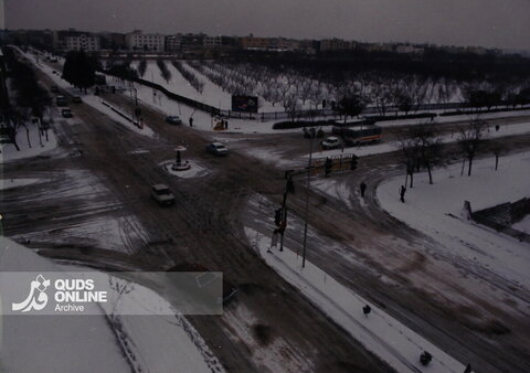 از آرشیو قدس | تصاویر خاطره انگیز از بارش برف در مشهد - چهارراه خیام